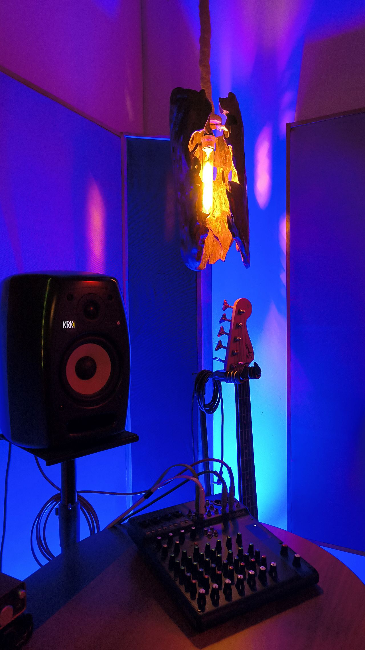 Entorno acústico calibrado para mezcla profesional